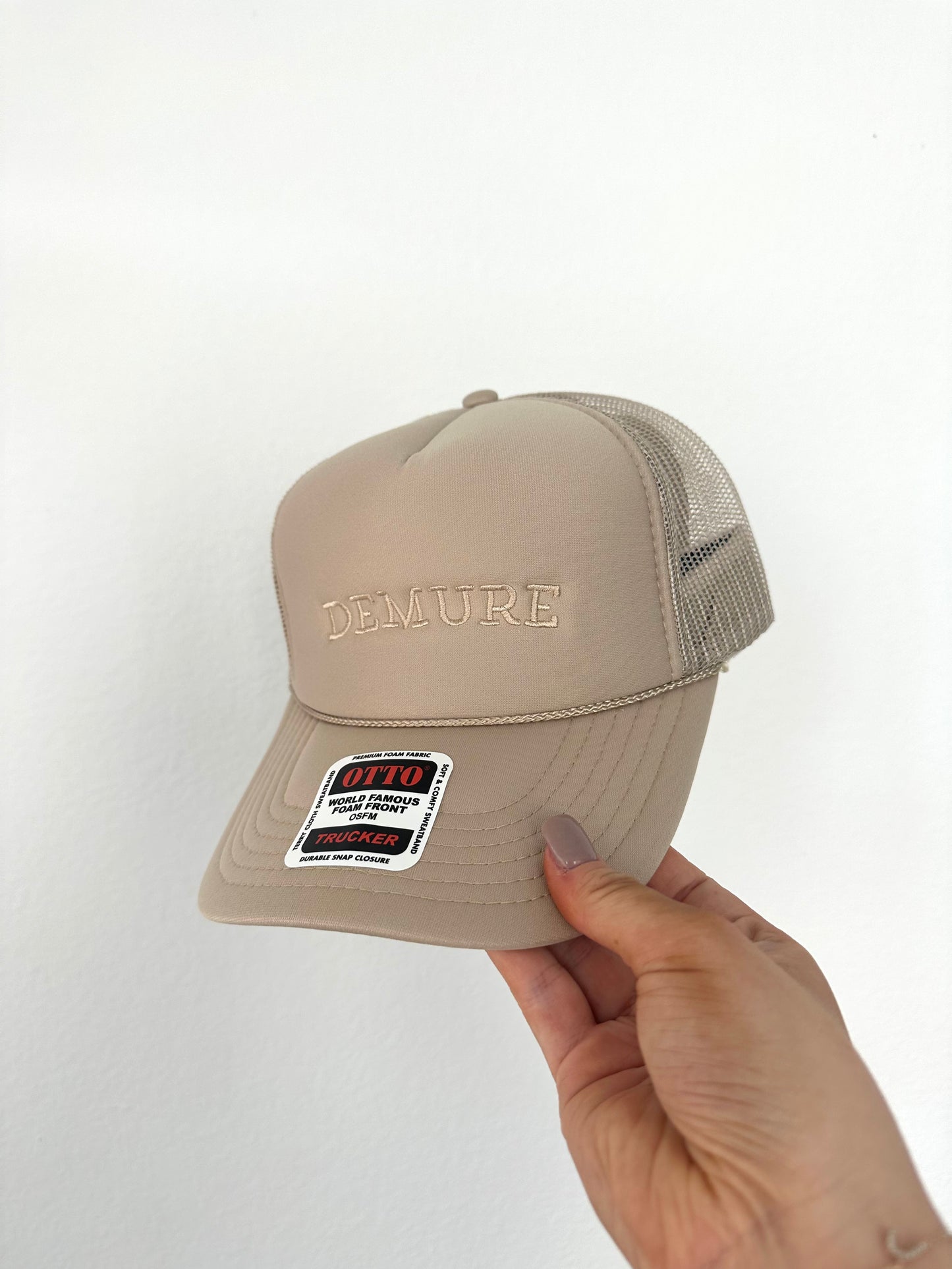 Demure Hat | Tan